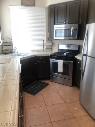 Photo #6: 2150093 Listing 