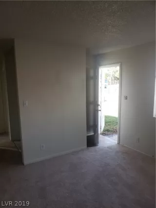 Photo #2: 2150158 Listing 