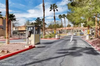 Photo #1: 2150182 Listing