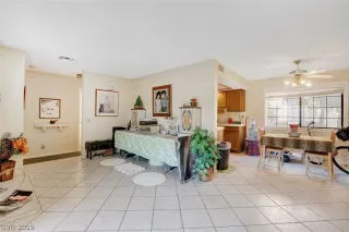 Photo #2: 2150192 Listing