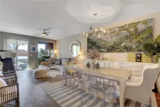 Photo #3: 2150204 Listing