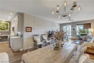 Photo #6: 2150204 Listing