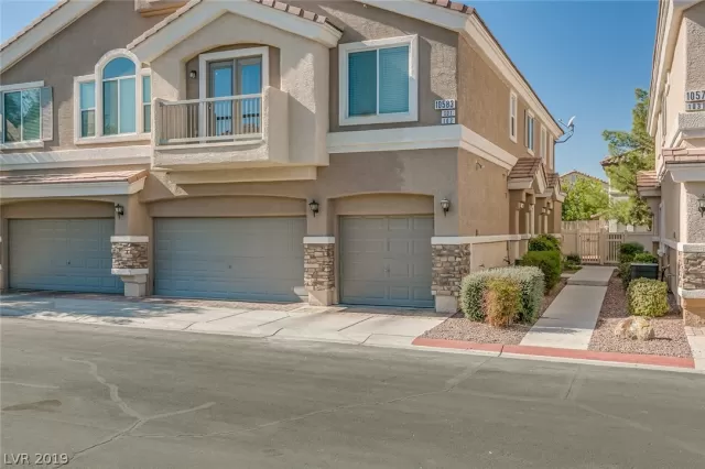 MLS: 2150236 Condo For Sale