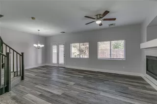 Photo #5: 2150236 Listing