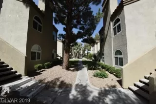 Photo #5: 2150266 Listing