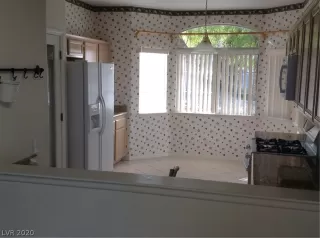 Photo #4: 2150306 Listing 