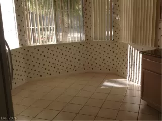 Photo #6: 2150306 Listing 