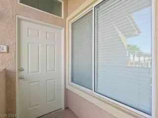 Photo #2: 2150339 Listing