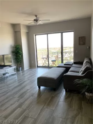 Photo #6: 2150363 Listing