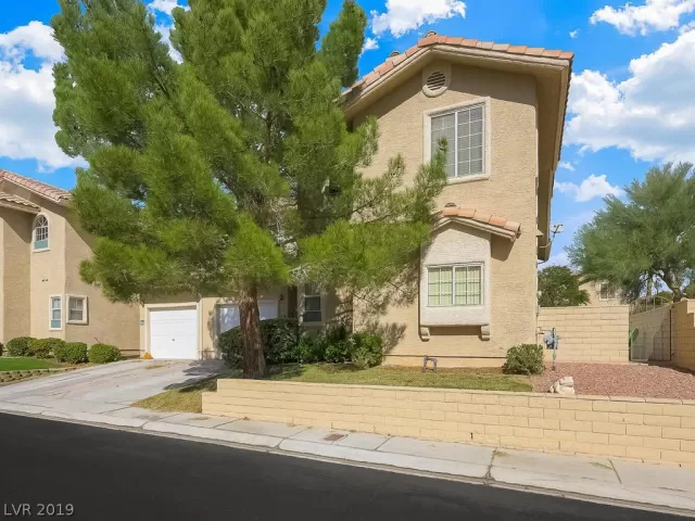 MLS: 2150431 Condo For Sale