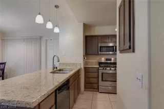 Photo #1: 2150471 Listing