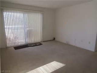 Photo #5: 2150481 Listing 