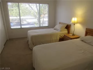 Photo #6: 2150481 Listing 