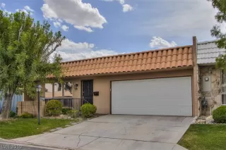 Photo #2: 2150521 Listing 