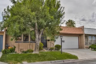 Photo #3: 2150521 Listing 