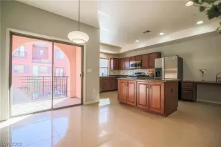 Photo #3: 2150522 Listing 