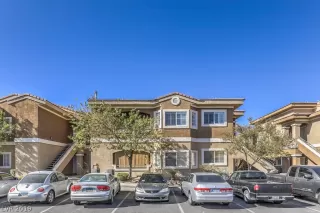 Photo #1: 2150575 Listing