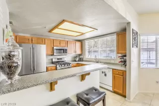 Photo #6: 2150575 Listing