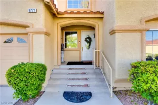 Photo #2: 2150583 Listing