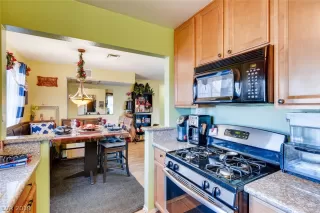 Photo #5: 2150619 Listing