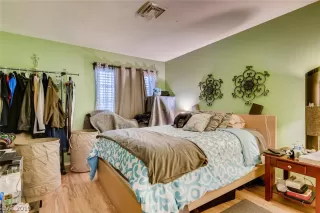 Photo #6: 2150619 Listing