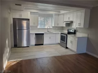 Photo #4: 2150624 Listing 