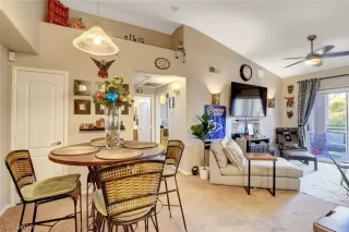 Photo #3: 2150641 Listing