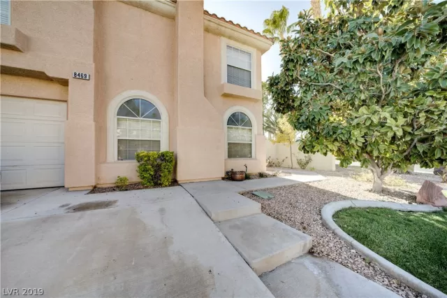 MLS: 2150668 Condo For Sale