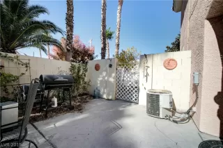 Photo #5: 2150668 Listing