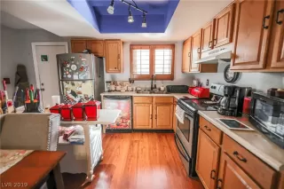 Photo #5: 2150684 Listing