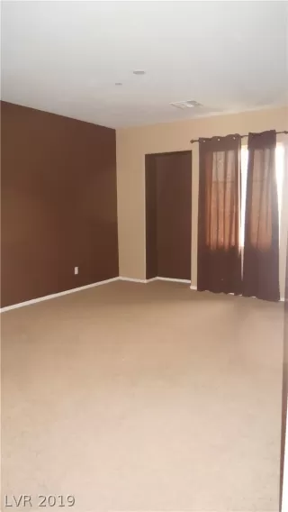 Photo #3: 2150686 Listing 