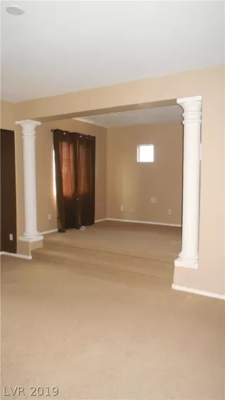 Photo #4: 2150686 Listing 