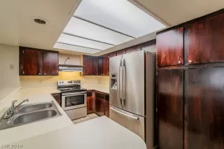 Photo #1: 2150692 Listing 