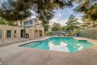 Photo #2: 2150692 Listing 