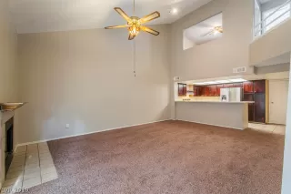 Photo #5: 2150692 Listing 