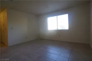 Photo #2: 2150694 Listing 