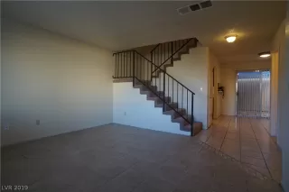 Photo #3: 2150694 Listing 