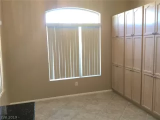 Photo #3: 2150700 Listing 
