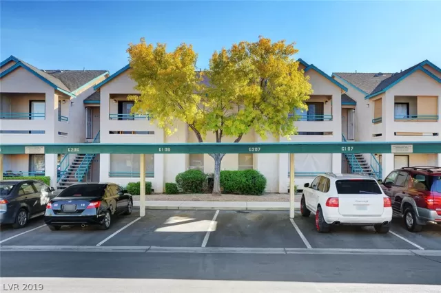 MLS: 2150707 Condo For Sale