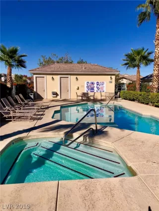 Photo #6: 2150732 Listing 