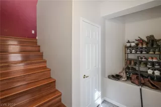 Photo #3: 2150851 Listing