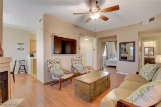 Photo #4: 2150857 Listing 