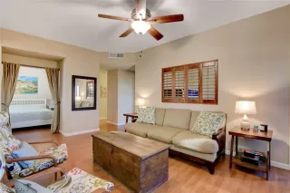 Photo #6: 2150857 Listing 