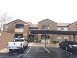 Photo #3: 2150866 Listing