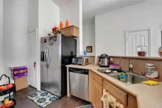 Photo #6: 2150937 Listing