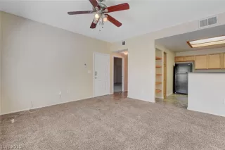 Photo #4: 2150962 Listing
