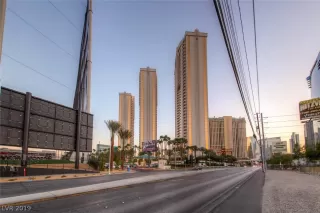 Photo #5: 2150972 Listing