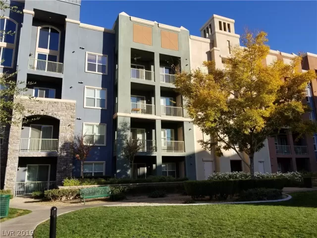 MLS: 2150984 Condo For Sale