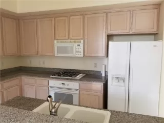 Photo #4: 2150984 Listing 