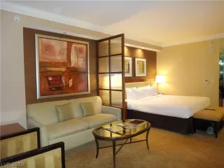 Photo #2: 2151005 Listing